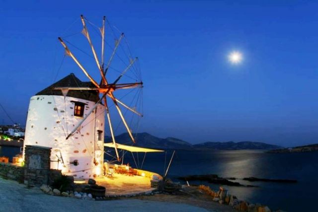 Το &quot;νησί του Ήλιου&quot;: Το άγνωστο μικροσκοπικό Κυκλαδονήσι με την εξωτική ομορφιά! Εικόνες σαν.. καρτ ποστάλ!